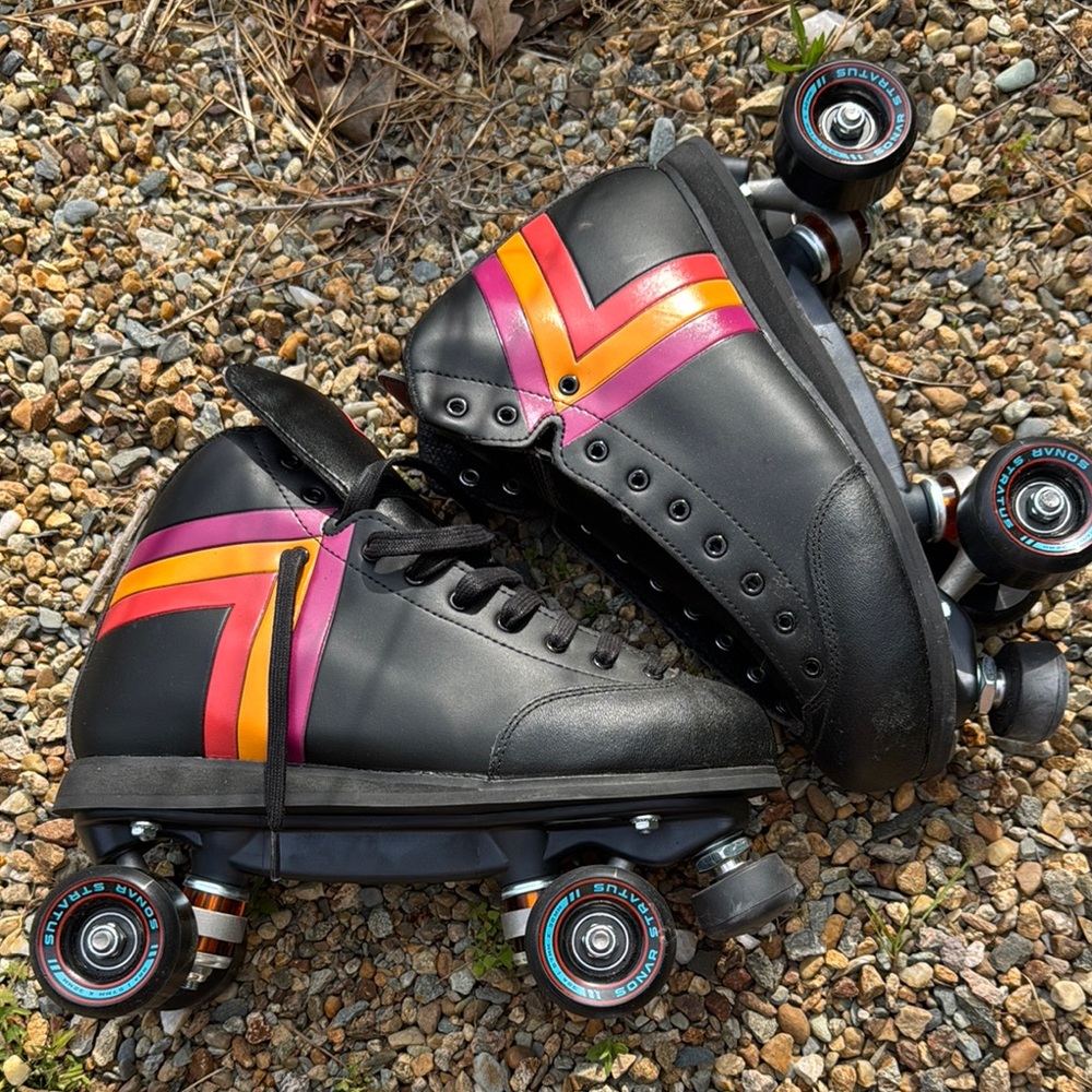 NWOT Riedell Quad Roller Skates - Antik Skyhawk Outdoor Skate Set
